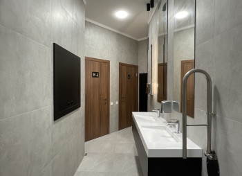 Продажа гостинично-жилого комплекса 7 678 м² в центре г. Кропивницкий
